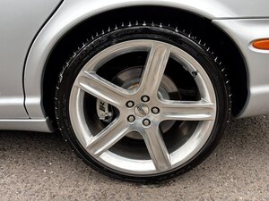 Jaguar XJR Portfolio 4.2