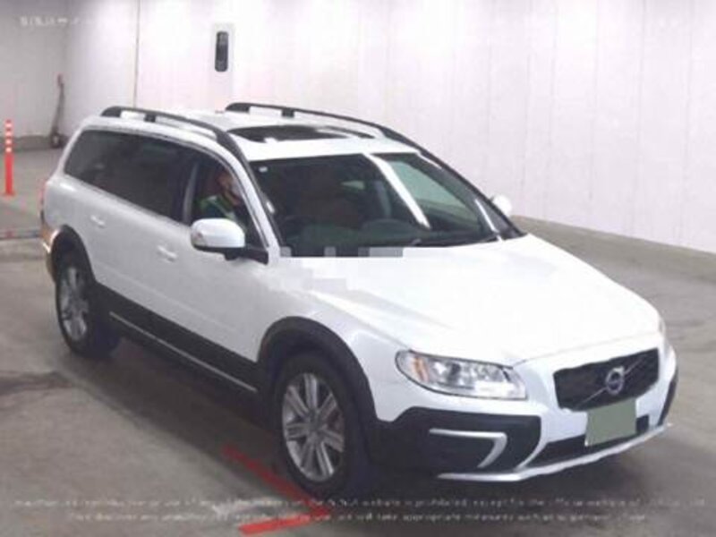 Volvo XC70 SUV 2.5
