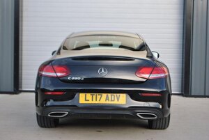 Mercedes-Benz C-Class 2.1 C 220 AMG LINE D AUTO 2dr