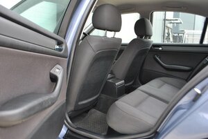 BMW 3 Series 2.0 318I SE AUTO 4dr