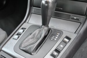 BMW 3 Series 2.0 318I SE AUTO 4dr