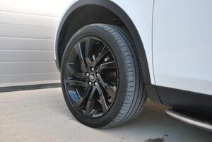 Land Rover Discovery Sport 2.0 Discovery Sport Black HSE TD4 AUTO 5dr