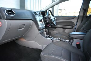 Ford Focus 2.0 Focus Titanium 145 AUTO 5dr