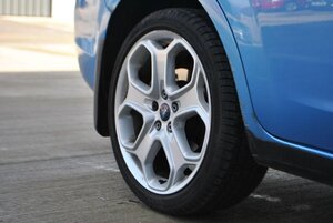 Ford Focus 2.0 Focus Titanium 145 AUTO 5dr