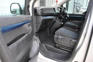 Peugeot Traveller 1.6 Traveller Active Standard BLUE HDI  5dr