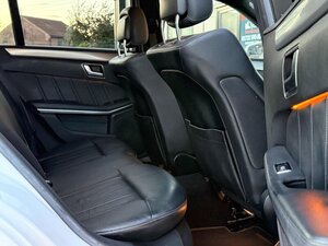 Mercedes-Benz E-Class 2.1 E220 SE Bluetec AUTO 5dr