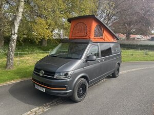Volkswagen Transporter 2.0 Transporter T28 Highline TDI Bluemotion