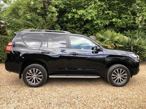 Toyota Land Cruiser 2.8 LAND Cruiser ICON D-4D AUTO 5dr