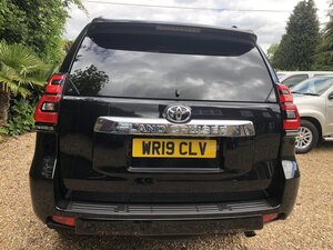 Toyota Land Cruiser 2.8 LAND Cruiser ICON D-4D AUTO 5dr