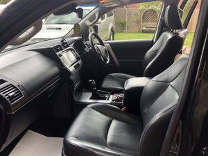 Toyota Land Cruiser 2.8 LAND Cruiser ICON D-4D AUTO 5dr