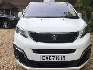 Peugeot Traveller 2.0 Traveller Business LONG BLUE HDI AUTO 5dr