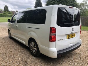 Peugeot Traveller 2.0 Traveller Business LONG BLUE HDI AUTO 5dr