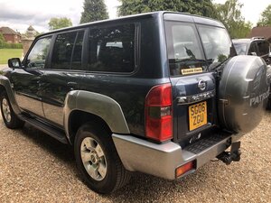 Nissan Patrol 3.0 Patrol DI SVE 6dr