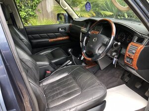 Nissan Patrol 3.0 Patrol DI SVE 6dr