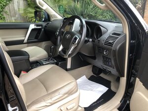 Toyota Land Cruiser 3.0 LAND Cruiser LC4 D-4D AUTO 5dr