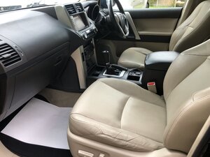 Toyota Land Cruiser 3.0 LAND Cruiser LC4 D-4D AUTO 5dr