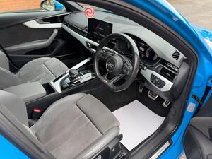 Audi A4 2.0 TFSI 35 S LINE S Tronic EURO 6 (s/s) 4dr