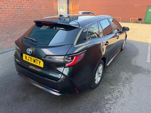 Toyota Corolla 1.8 VVT-h ICON TECH Touring Sports CVT EURO 6 (s/s) 5dr