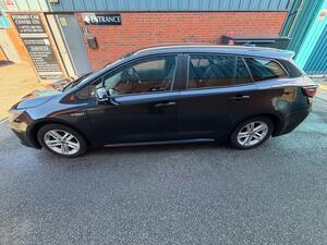 Toyota Corolla 1.8 VVT-h ICON TECH Touring Sports CVT EURO 6 (s/s) 5dr