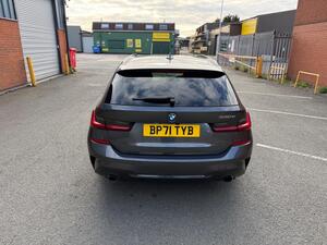 BMW 3 Series 2.0 330E 12kWh M Sport Touring AUTO EURO 6 (s/s) 5dr