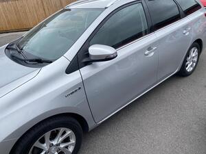 Toyota Auris 1.8 VVT-h Icon Touring Sports CVT Euro 6 (s/s) 5dr