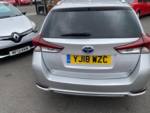 Toyota Auris 1.8 VVT-h Icon Touring Sports CVT Euro 6 (s/s) 5dr