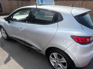 Renault Clio 1.2 16V Dynamique MediaNav Euro 5 5dr