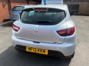 Renault Clio 1.2 16V Dynamique MediaNav Euro 5 5dr