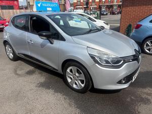 Renault Clio 1.2 16V Dynamique MediaNav Euro 5 5dr