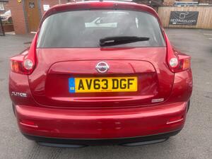 Nissan Juke 1.6 Acenta Premium EURO 5 (s/s) 5dr