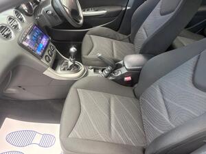 Peugeot 308 SW 1.6 HDi SR Euro 5 5dr