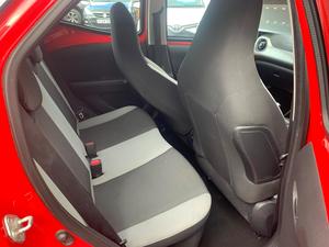 Toyota AYGO 1.0 VVT-i x-play Euro 5 5dr Euro 5