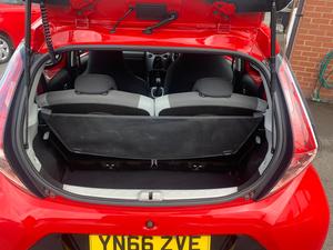 Toyota AYGO 1.0 VVT-i x-play Euro 5 5dr Euro 5