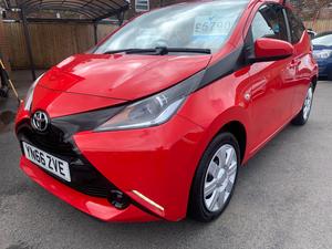 Toyota AYGO 1.0 VVT-i x-play Euro 5 5dr Euro 5