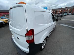 Ford Transit Courier 1.5 TDCI Trend L1 EURO 6 5dr