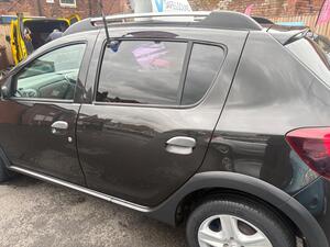 Dacia Sandero Stepway 1.5 DCI Laureate EURO 6 (s/s) 5dr