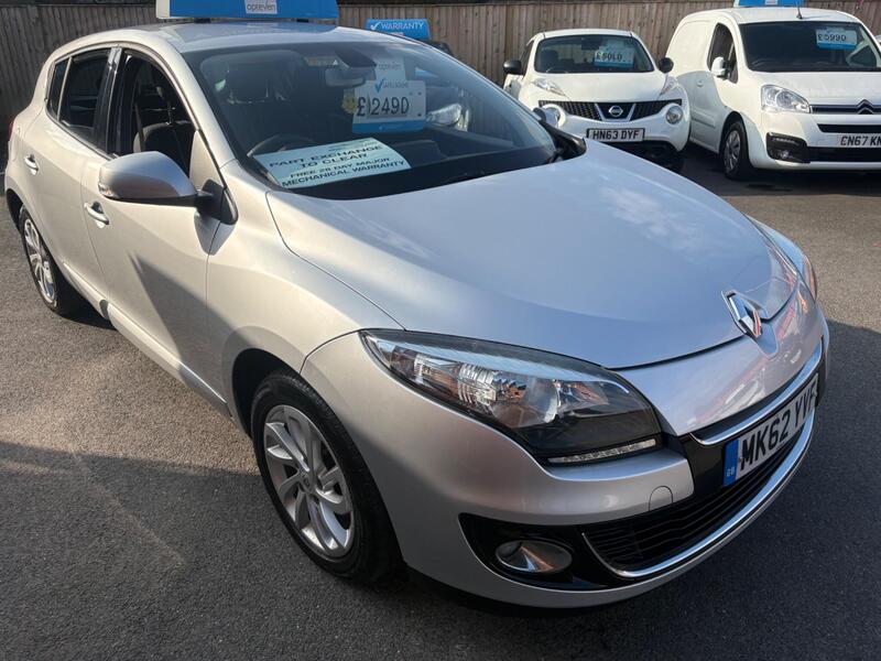 Renault Megane 1.6 16V Dynamique TomTom EURO 5 5dr