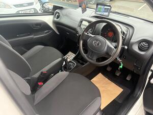 Toyota AYGO 1.0 VVT-i X EURO 5 3dr EURO 5
