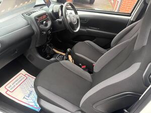 Toyota AYGO 1.0 VVT-i X EURO 5 3dr EURO 5