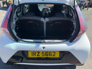 Toyota AYGO 1.0 VVT-i x-play Euro 5 5dr Euro 5