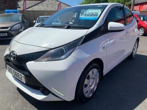 Toyota AYGO 1.0 VVT-i x-play Euro 5 5dr Euro 5