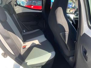 Toyota AYGO 1.0 VVT-i x-play Euro 5 5dr Euro 5