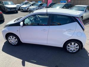 Toyota AYGO 1.0 VVT-i x-play Euro 5 5dr Euro 5