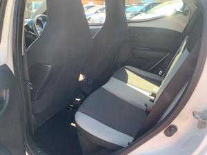 Toyota AYGO 1.0 VVT-i x-play Euro 5 5dr Euro 5