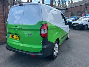 Ford Transit Courier 1.5 TDCI L1 H1 6dr