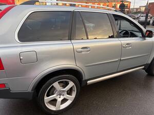 Volvo XC90 2.4 D5 R-Design SE Geartronic AWD 5dr