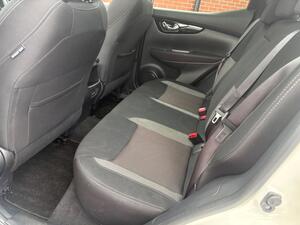Nissan Qashqai 1.3 DIG-T N-Connecta EURO 6 (s/s) 5dr