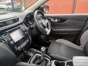 Nissan Qashqai 1.3 DIG-T N-Connecta EURO 6 (s/s) 5dr