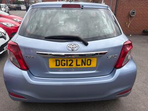 Toyota Yaris 1.0 VVT-i TR EURO 5 3dr