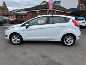 Ford Fiesta 1.25 Zetec EURO 6 5dr
